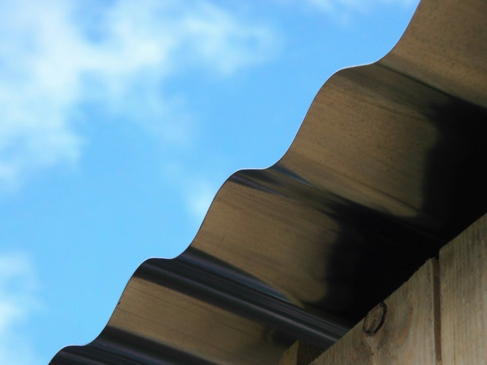 corrugated metal roofing sheet